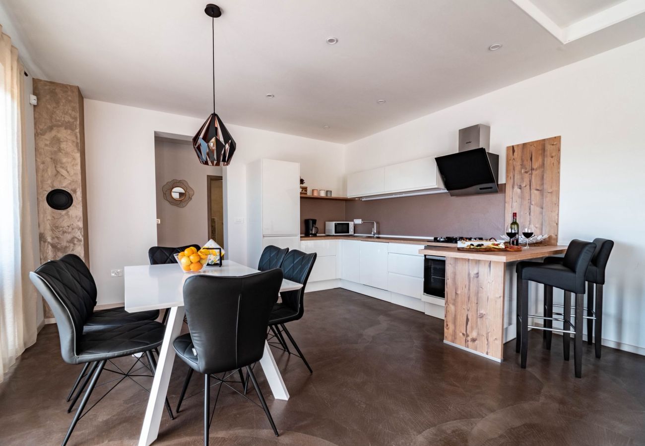 Villa in Šarici - Villa Gloria for 6 people with private pool and children playground