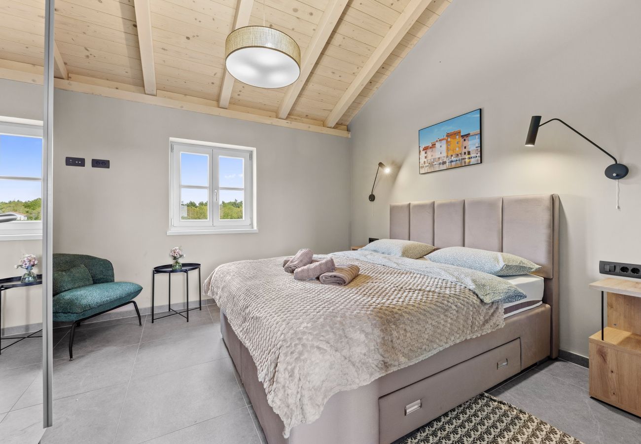 Villa in Šivati - Villa LunIstria in Central Istria for 10 people with private pool & kids playground