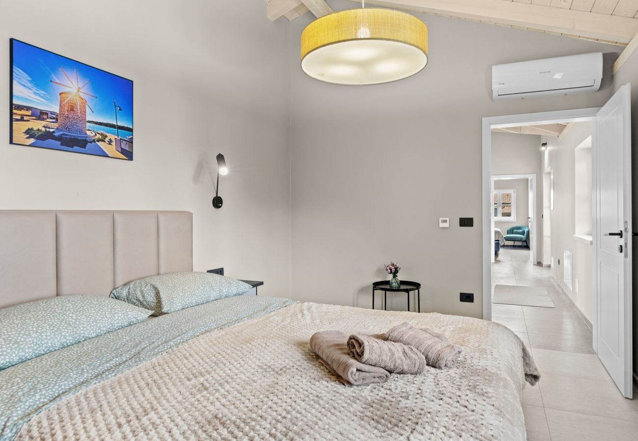 Villa in Šivati - Villa LunIstria in Central Istria for 10 people with private pool & kids playground