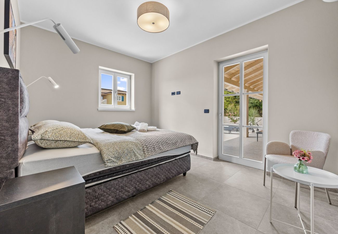 Villa in Šivati - Villa LunIstria in Central Istria for 10 people with private pool & kids playground