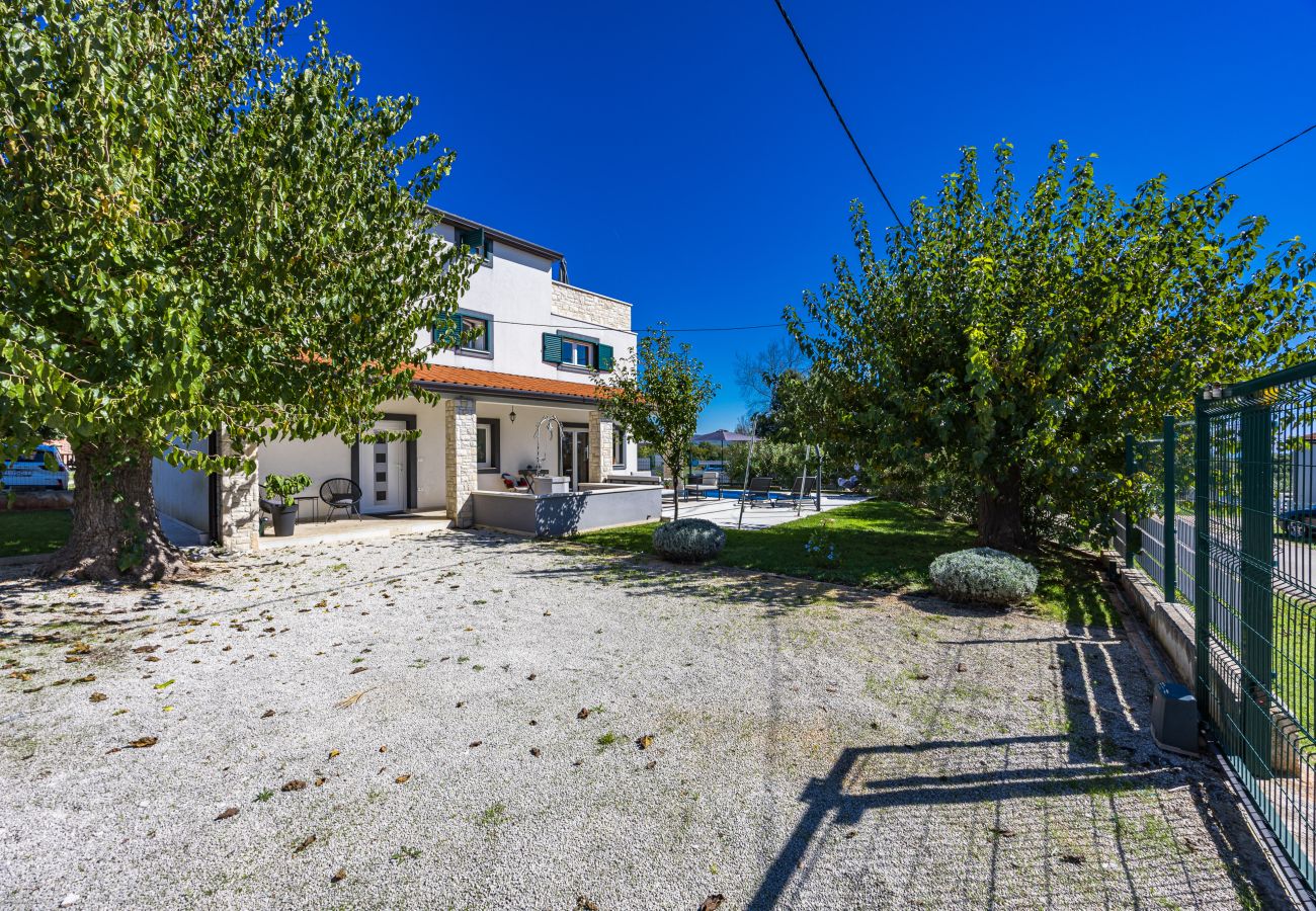 Villa in Rebici - Villa Renata for 11 people with private heated pool & pet friendly