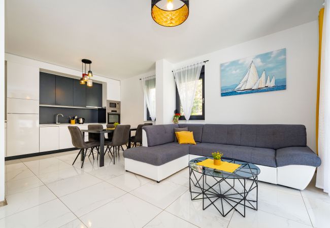 Villa in Vodice - Villa Essenza Vita in Vodice near Beach with private pool & pet friendly Villa in Vodice - Villa Essenza Vita in Vodice near Beach with private pool & pet friendly