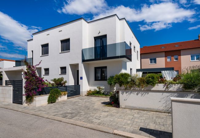 Villa in Vodice - Villa Essenza Vita in Vodice near Beach with private pool & pet friendly Villa in Vodice - Villa Essenza Vita in Vodice near Beach with private pool & pet friendly