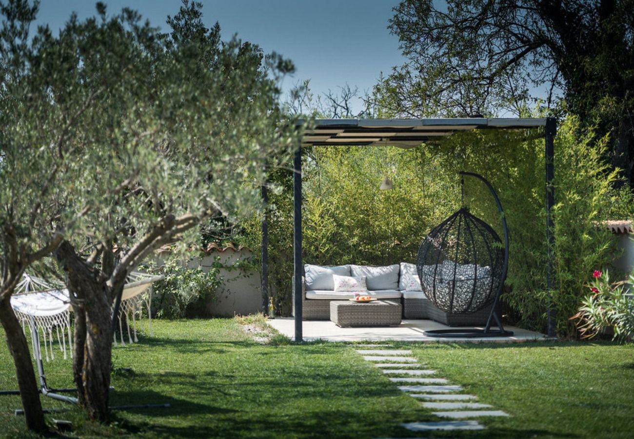 Villa in Veliki Vareški - Villa Campi for 10 persons near Pula with large garden, private golf and tennis court, kids playground & wellness area 