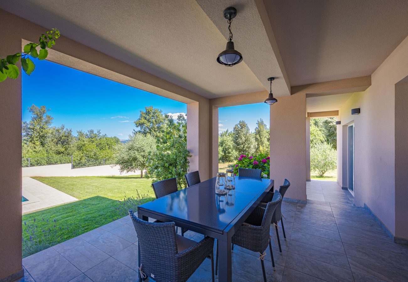 Villa in Rakalj - Villa Noela in Rakalj for 6 persons with large garden, kids playground - only 2,5 km from beach
