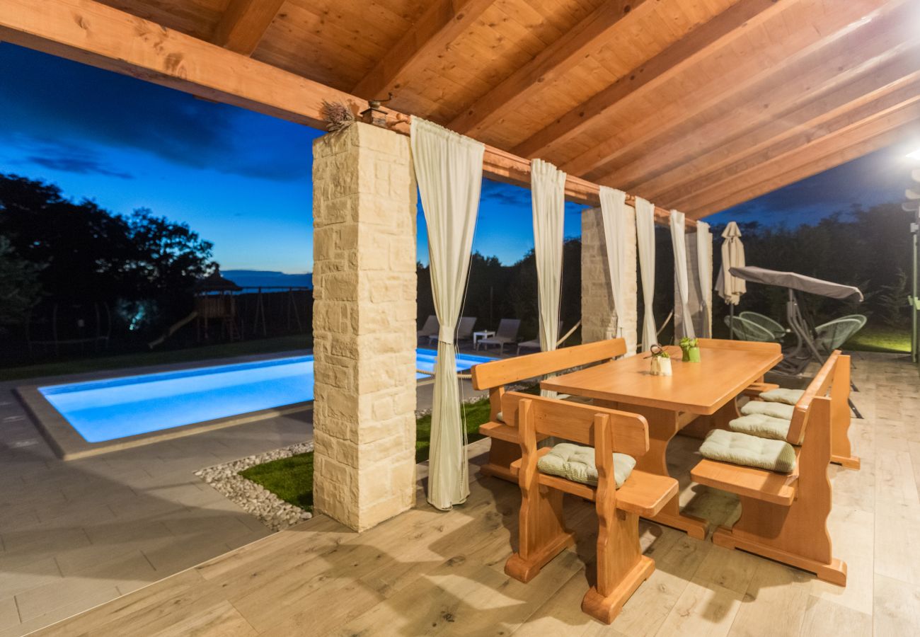 Villa in Srebrnići - Villa Stella Polaris for 8 persons in Central Istria with private pool, sea view, large garden & kids playground