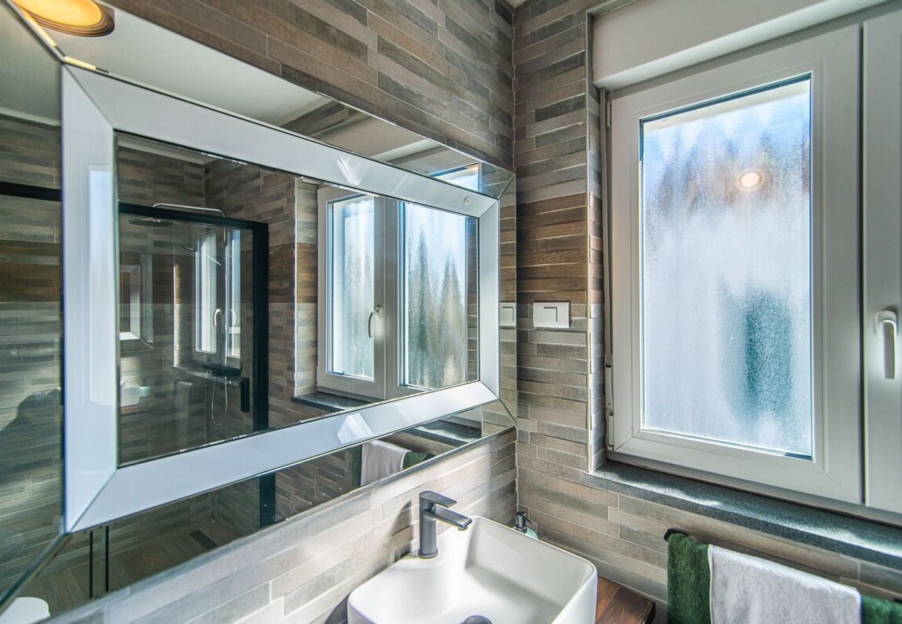 Villa in Ližnjan - Villa Ancora near Medulin for 10 persons with private pool & pet friendly - only 800 meters from beach