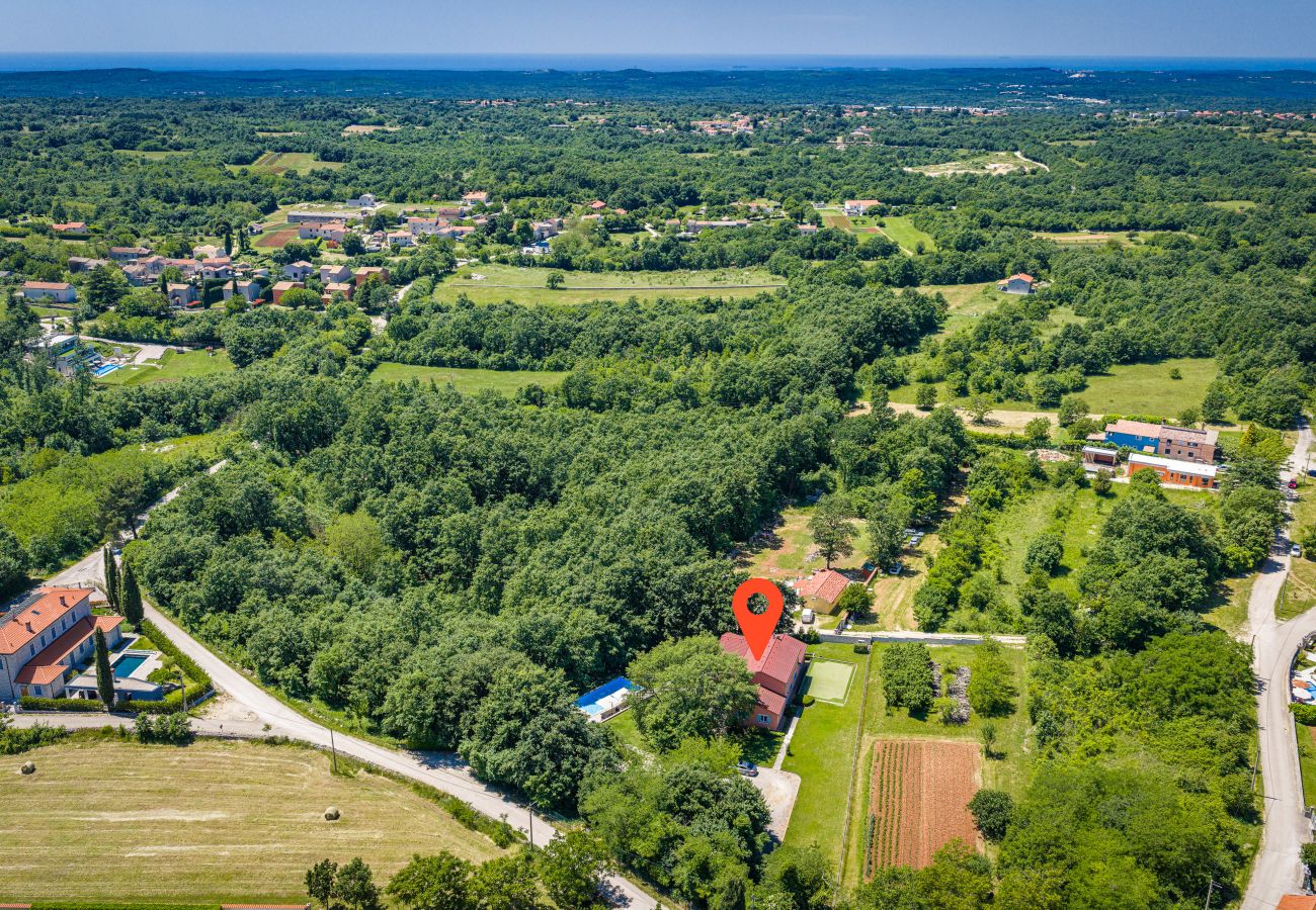 Villa in Modrušani - Villa Tre Colonne for 10 persons in Central Istria with 60 m2 private pool, mini golf & sauna 