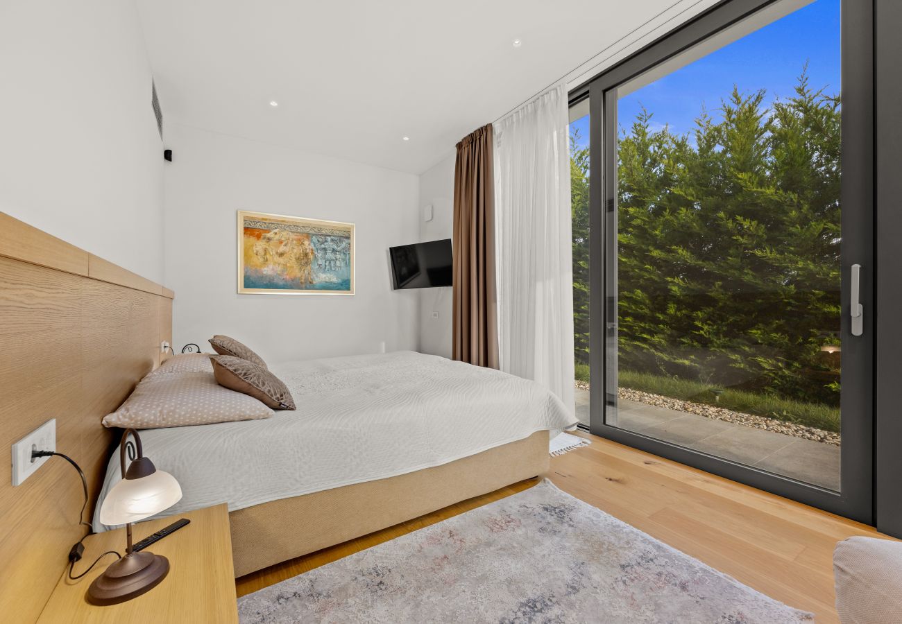 Villa in Brtonigla - Villa Miracle for 5 persons near Novigrad with wellness area, 50 m2 heated pool & sea view