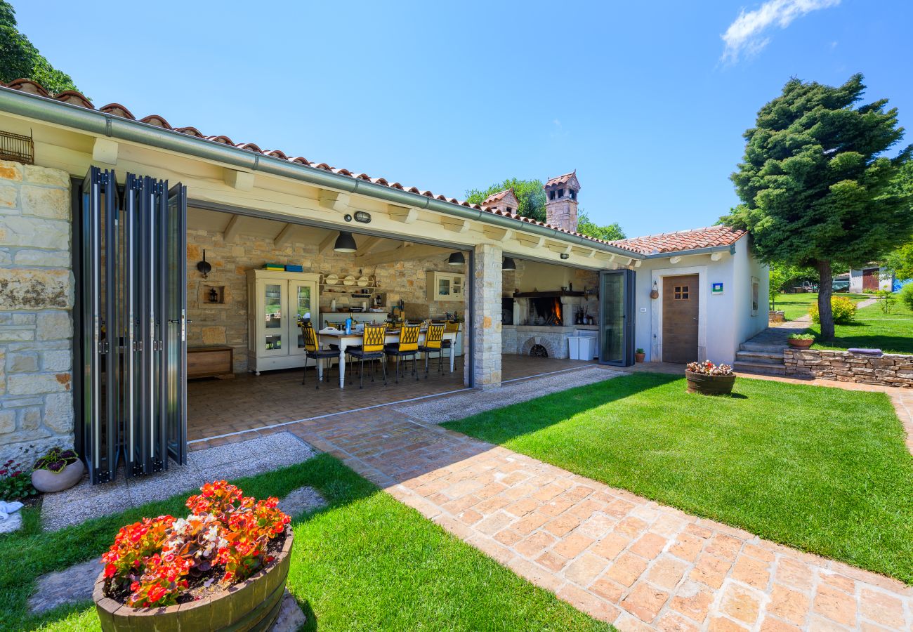 Villa in Prodol - Villa Lipa