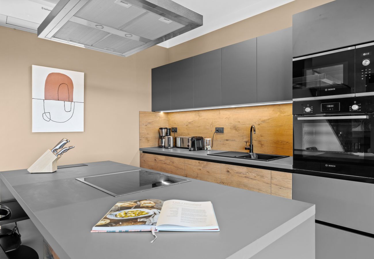 Villa in Ližnjan - Casa Carla near Medulin for 10 persons with 48 m2 heated pool and beautiful sea view - pet friendly