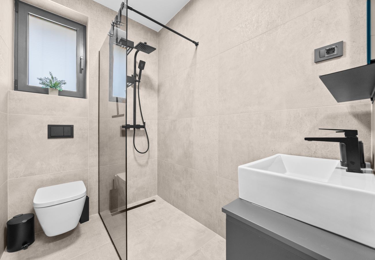 Villa in Ližnjan - Villa Malena near Medulin for 8 persons with 51 m2 heated pool, wellness & beautiful sea view