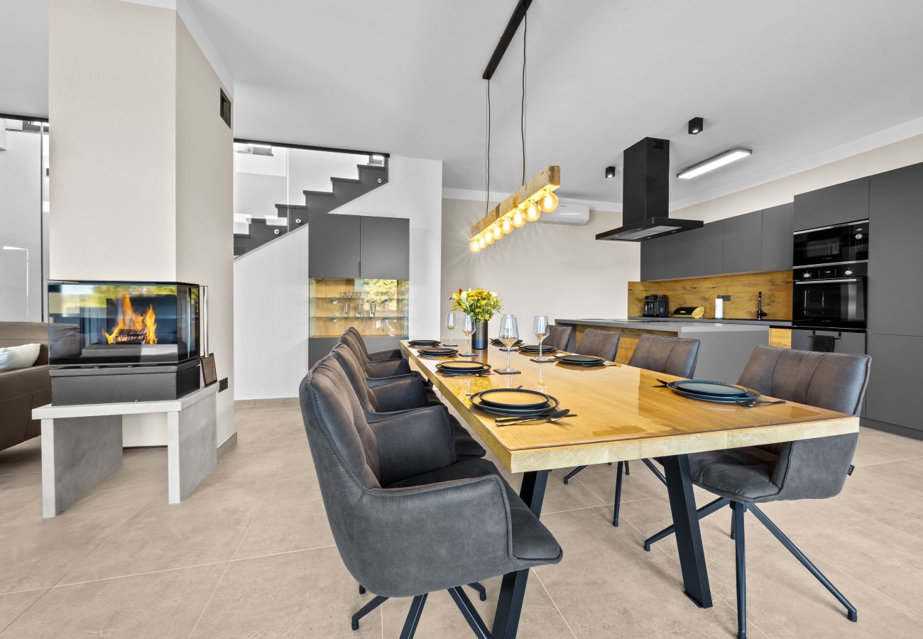 Villa in Ližnjan - Villa Malena near Medulin for 8 persons with 51 m2 heated pool, wellness & beautiful sea view