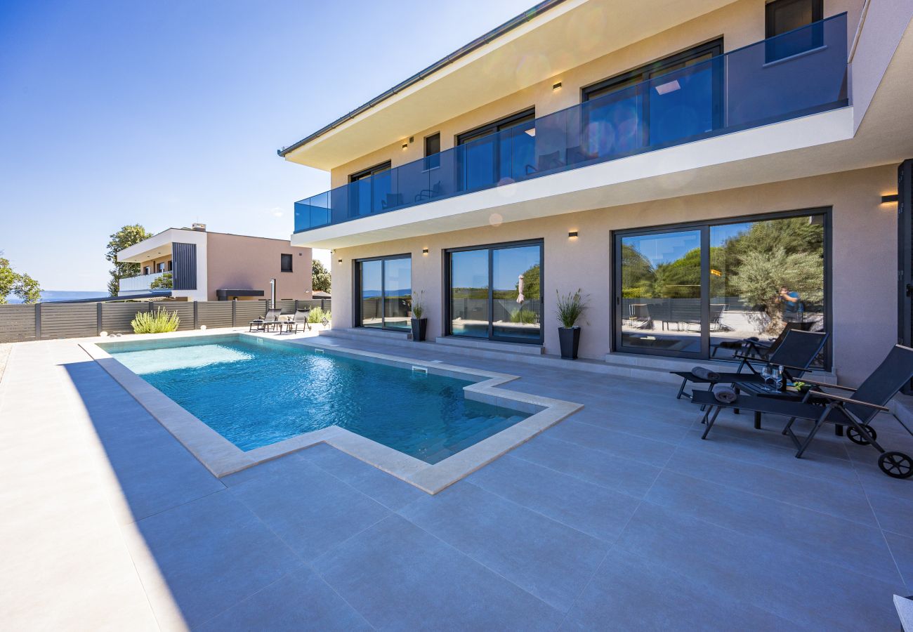 Villa in Ližnjan - Villa Malena near Medulin for 8 persons with 51 m2 heated pool, wellness & beautiful sea view