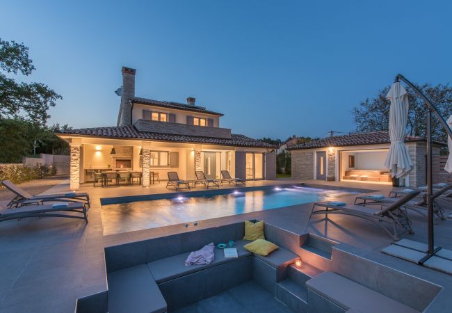 Villa in Mali Golji - Villa Aurelia near Labin for 9 persons with heated 60 m2 pool, wellness & kids playground