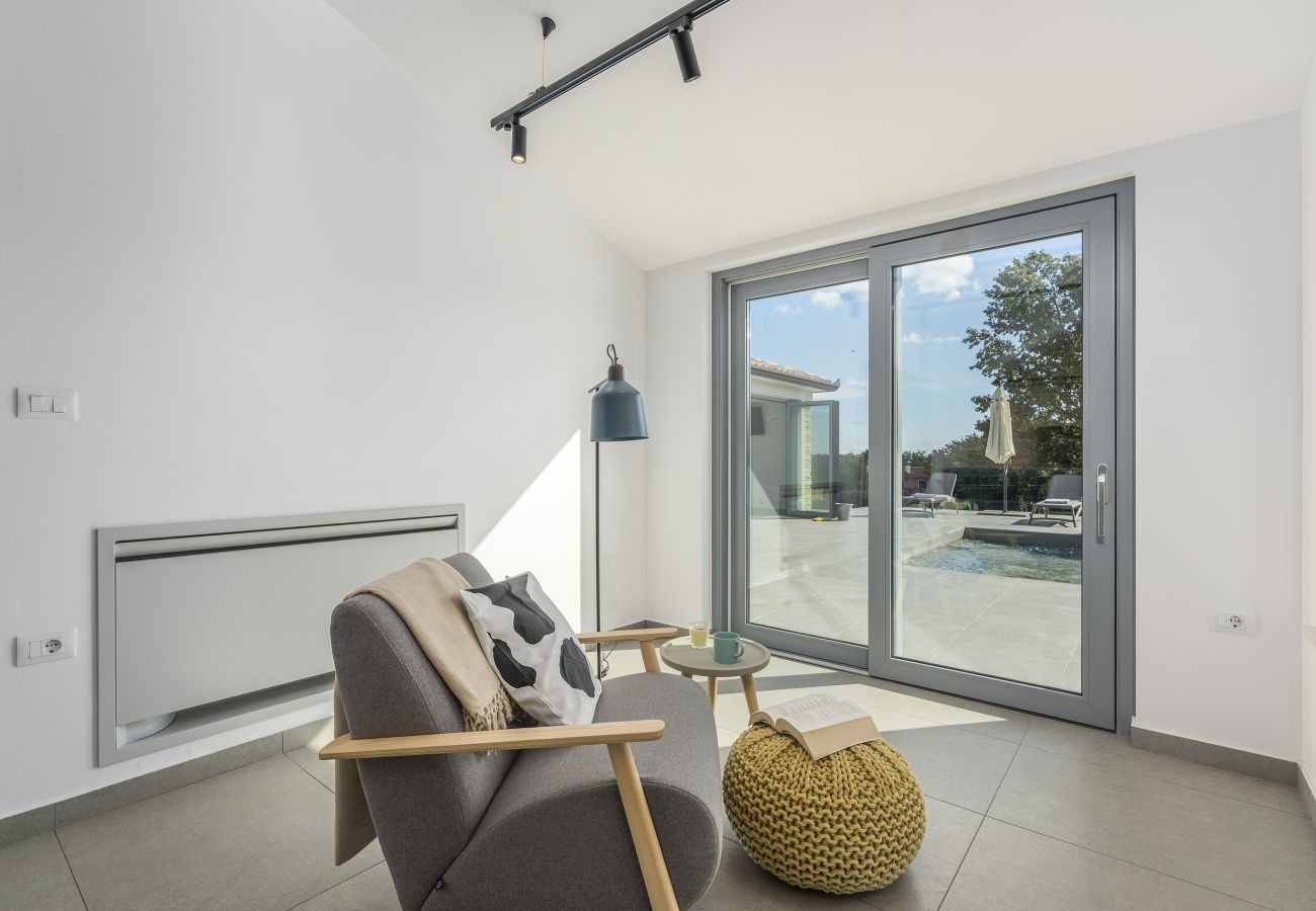 Villa in Mali Golji - Villa Aurelia near Labin for 9 persons with heated 60 m2 pool, wellness & kids playground