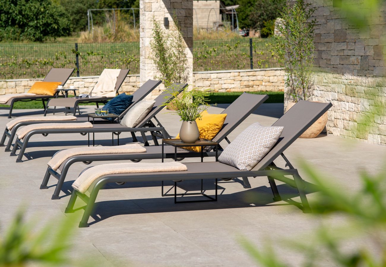 Villa in Kurili - Villa Natura Silente near Rovinj for 8 people with 40 m2 heated pool, sauna & jacuzzi 