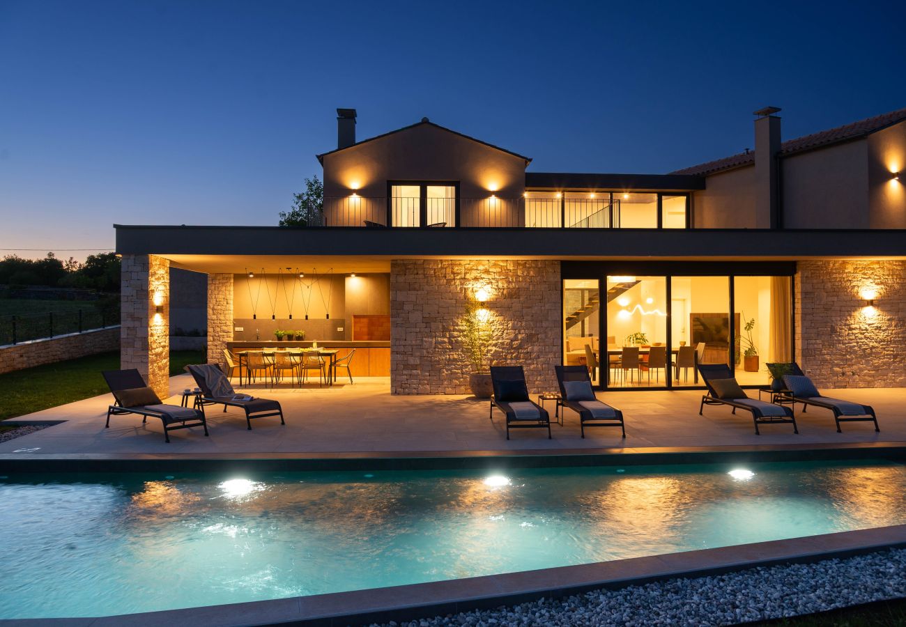 Villa in Kurili - Villa Natura Silente near Rovinj for 8 people with 40 m2 heated pool, sauna & jacuzzi 