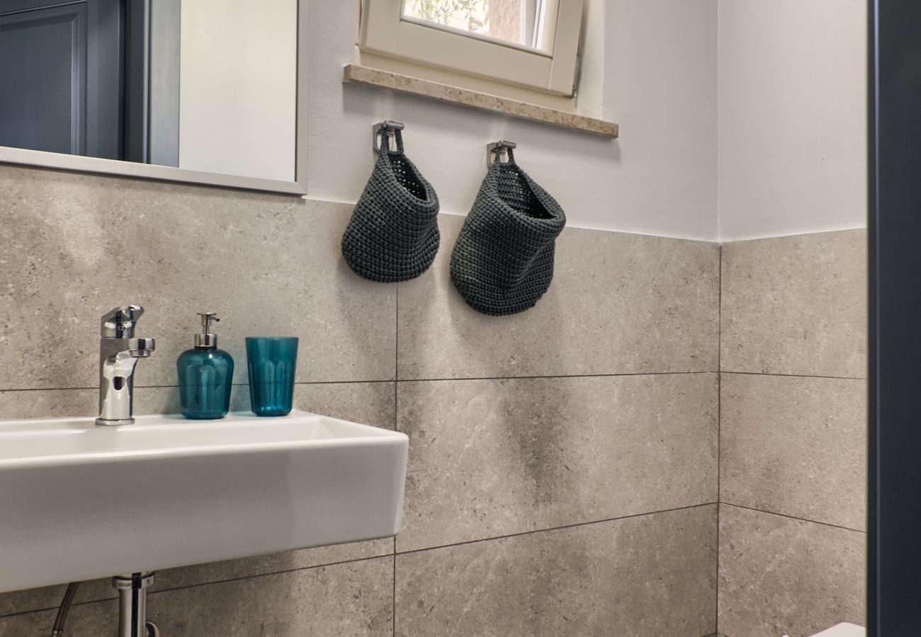 Villa in Kurili - Charming Villa Spirit of Istria near Rovinj for 6 persons with 32 m2 private pool & jacuzzi