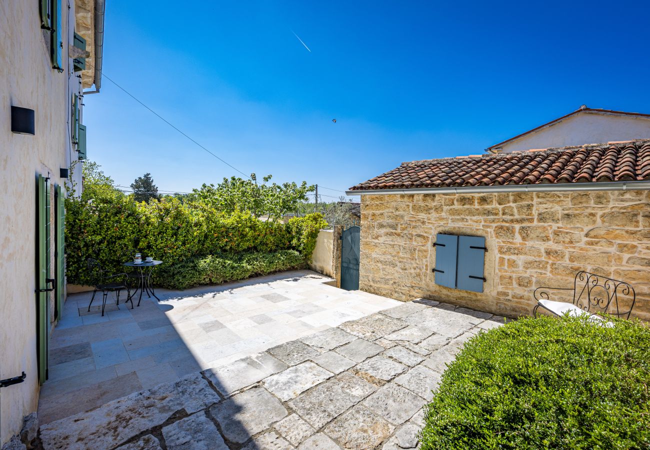 Villa in Kurili - Villa Kurili No14 near Rovinj for 7 persons with 34 m2 private pool & jacuzzi
