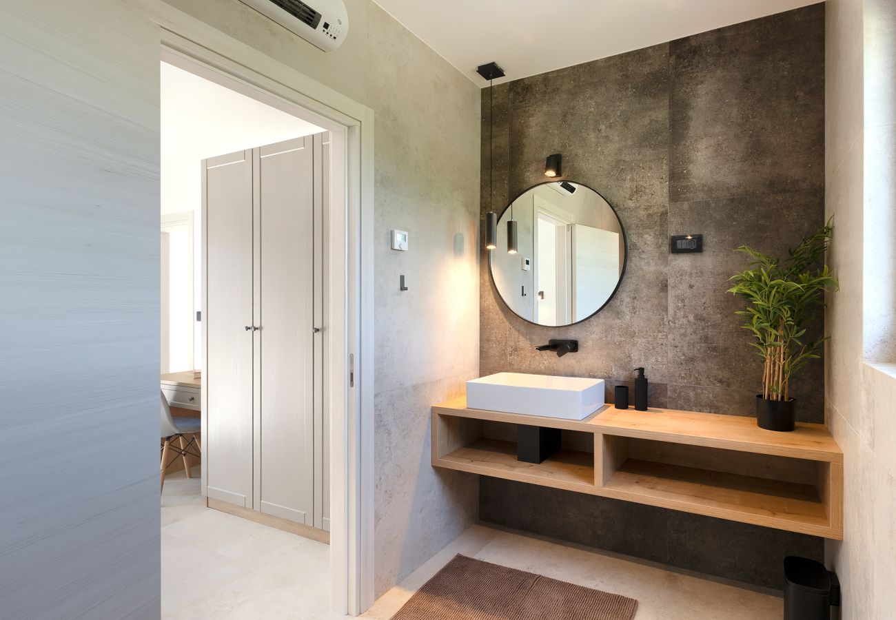 Villa in Valtura - Villa Sirola near Pula for 8 persons with 36 m2 private pool & kids activities