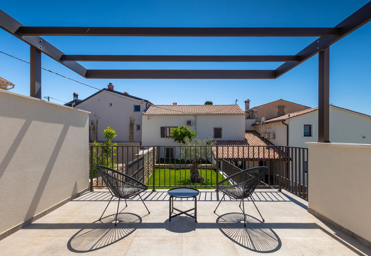 Villa in Valtura - Villa Sirola near Pula for 8 persons with 36 m2 private pool & kids activities