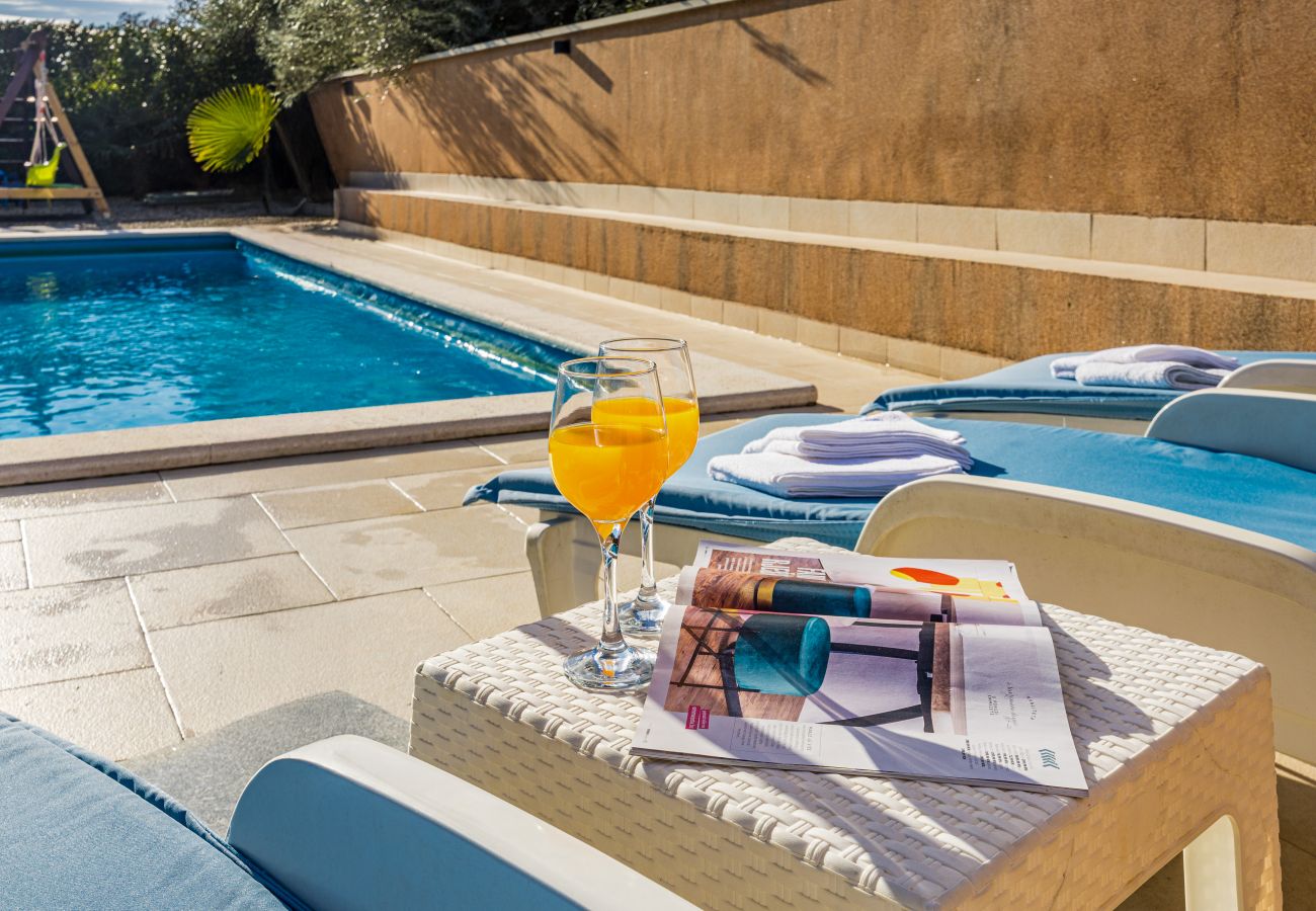 Villa in Pula - Villa Vesna for 6 persons near Pula with 32 m2 private pool, kids playground & free bikes