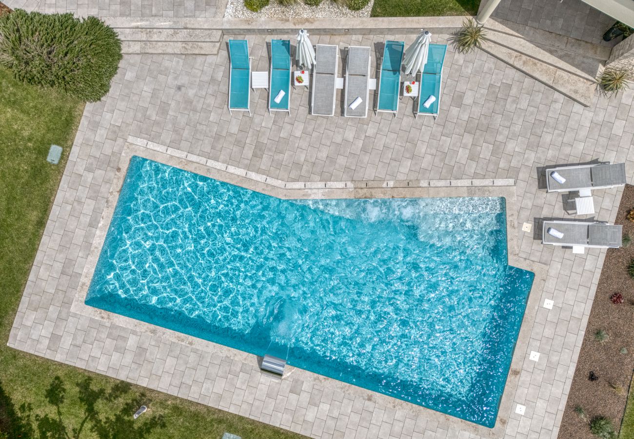 Villa in Kringa - Villa Nada for 8 persons in Central Istria with 55 m2 pool, wellness & free bikes