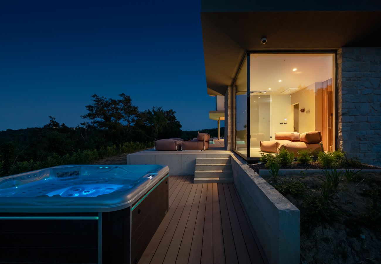 Villa in Brajkovici - Villa bOx in Central Istria for 14 persons with wellness, 54 m2 heated pool, & kids playground