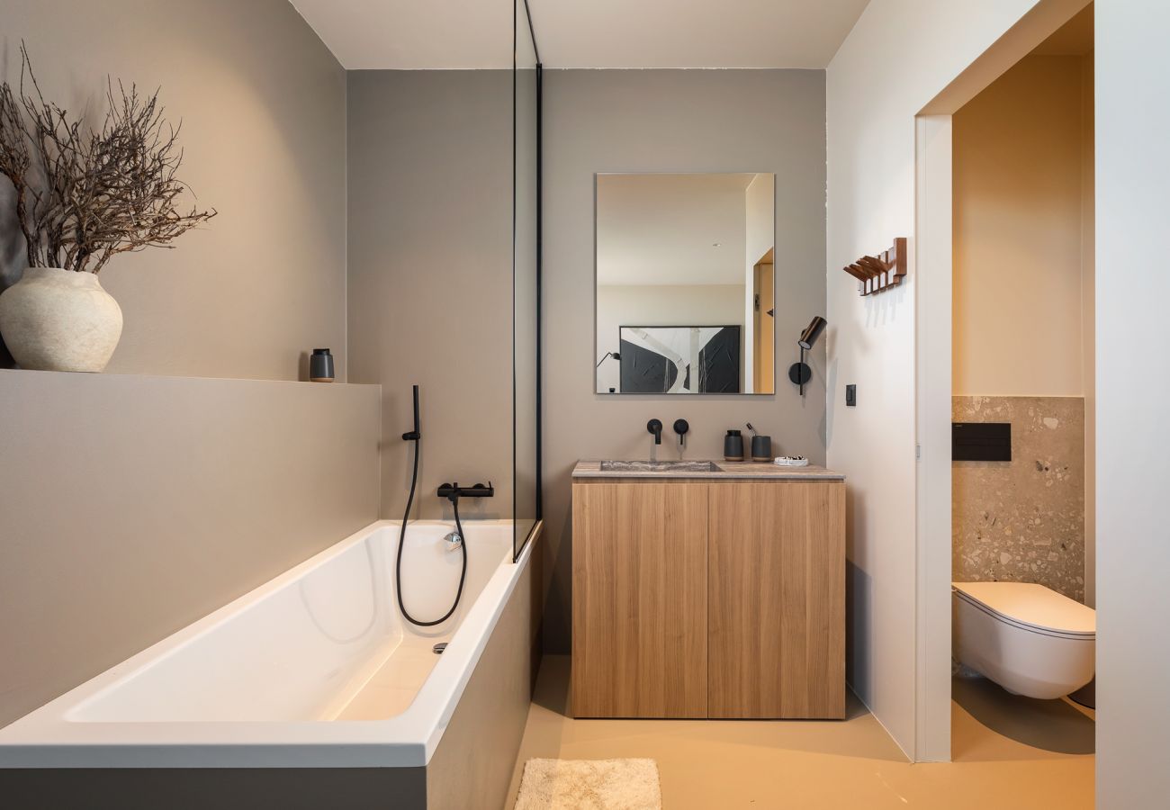 Villa in Brajkovici - Villa bOx in Central Istria for 14 persons with wellness, 54 m2 heated pool, & kids playground