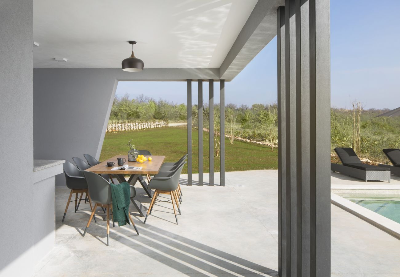 Villa in Vodnjan - Villa Infinity near Pula for 8 persons with 68 m2 private pool, sauna & kids playground