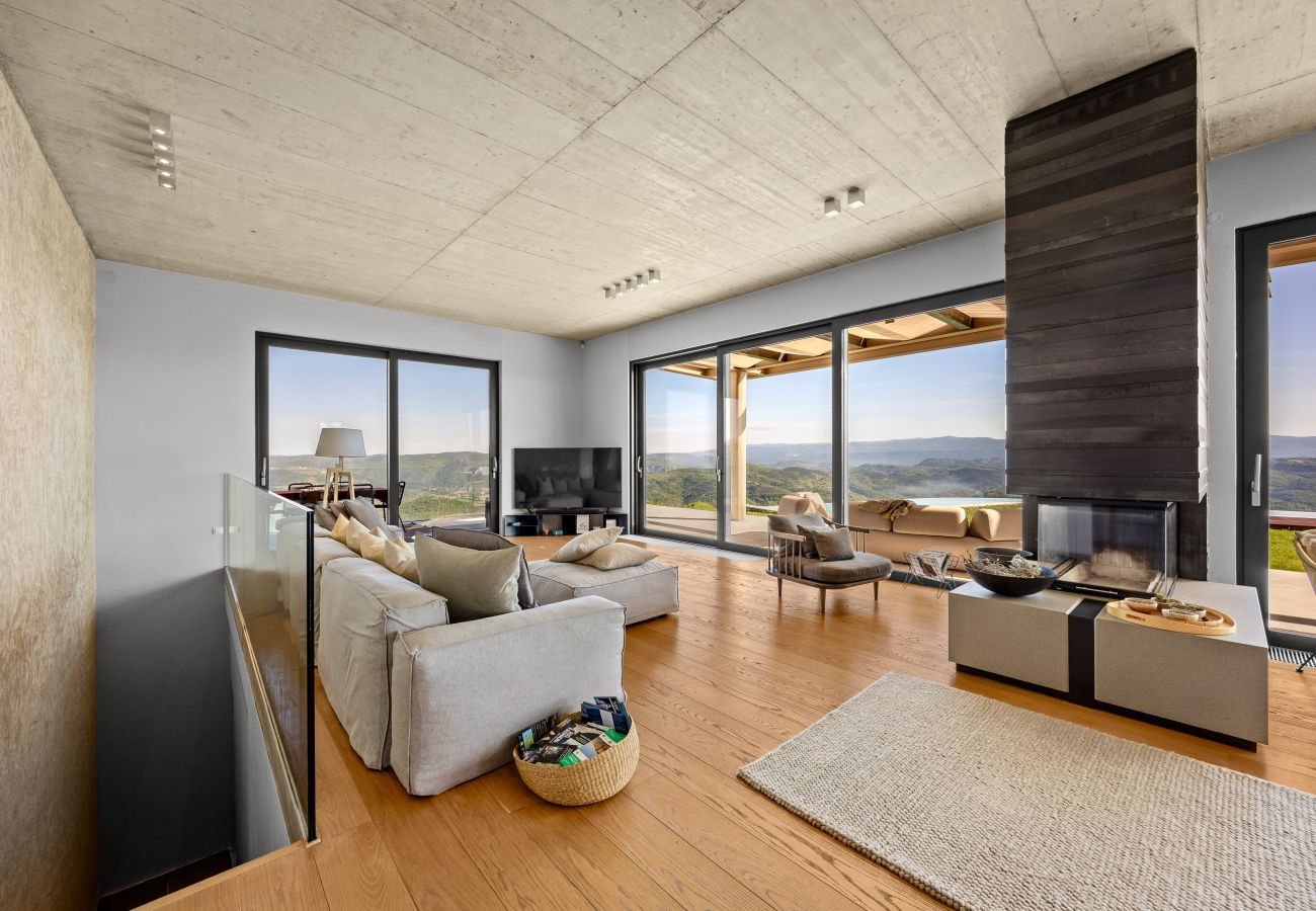 Villa in Pazin - Villa Vista Zamask for 7 persons near Motovun with 60 m2 heated pool, free bikes & panoramic view
