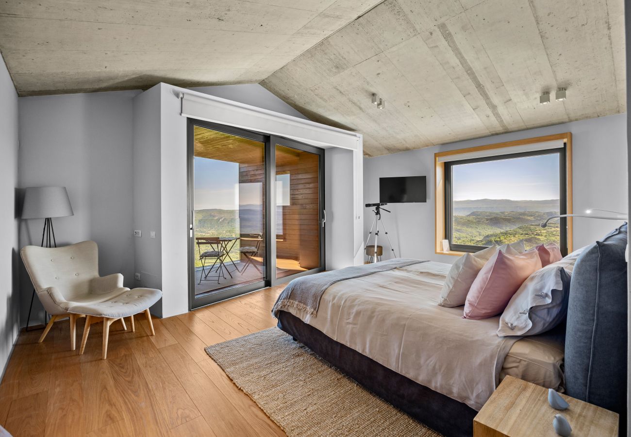 Villa in Pazin - Villa Vista Zamask for 7 persons near Motovun with 60 m2 heated pool, free bikes & panoramic view
