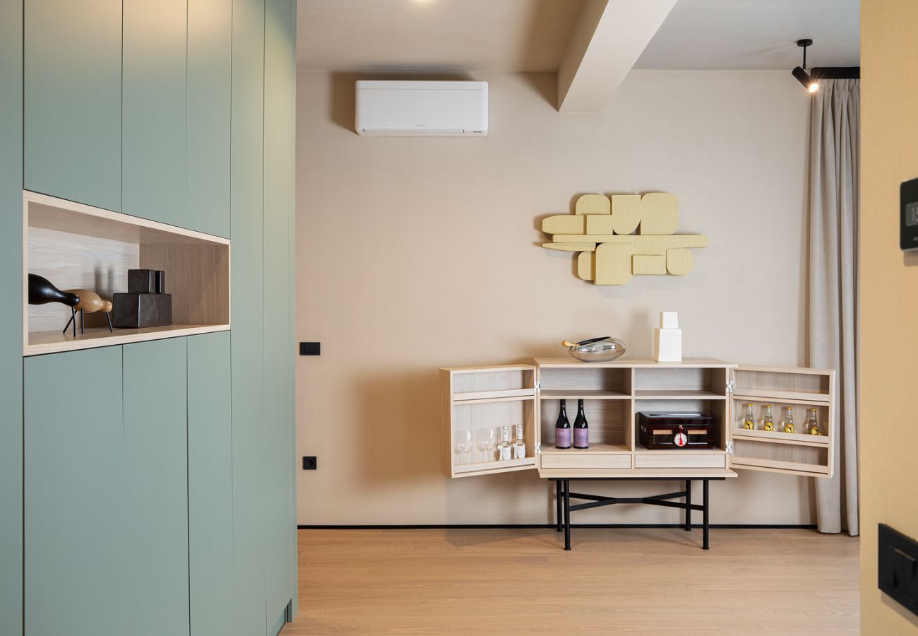 Villa in Vodnjan - Villa Puerto de Luz near Fažana for 8 persons with 35 m2 private pool, sea view, mini golf & sauna