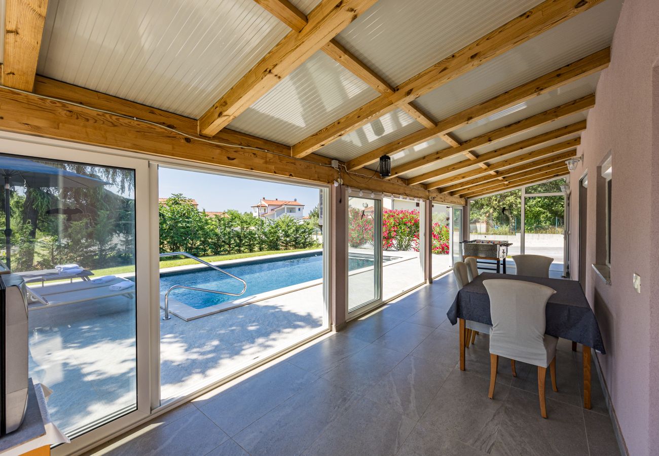 Villa in Nova Vas - Villa Jacky 2 near Poreč for 4 persons with 32 m2 private pool - pet friendly