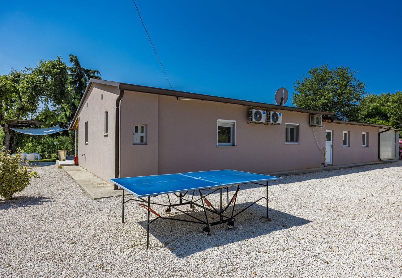 Villa in Nova Vas - Villa Jacky 2 near Poreč for 4 persons with 32 m2 private pool - pet friendly