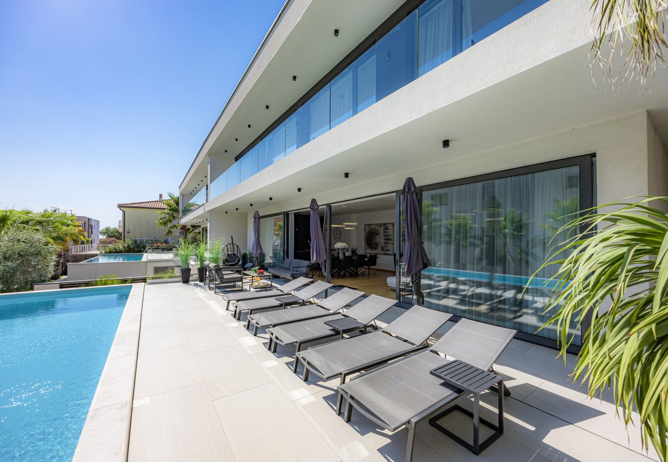 Villa a Medulin - Luxury TABOO Villa & Spa in Medulin for 8 people with heated pool & wellness area