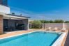Villa a Fažana - Villa Bellatrix in Fažana with beach front and sea view