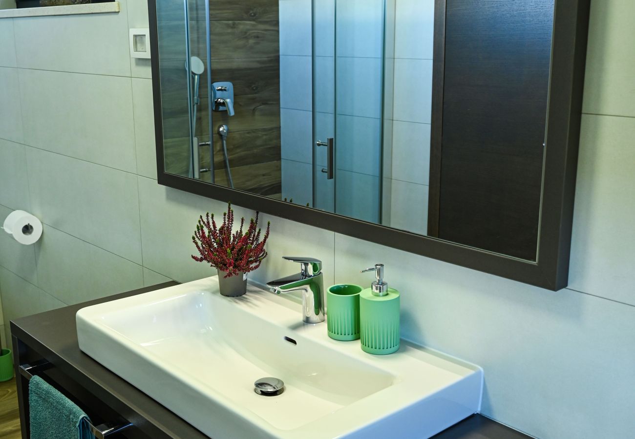 Villa a Juršici - Villa EmMa Istria in Central Istria with sea view, pool heating and underfloor heating