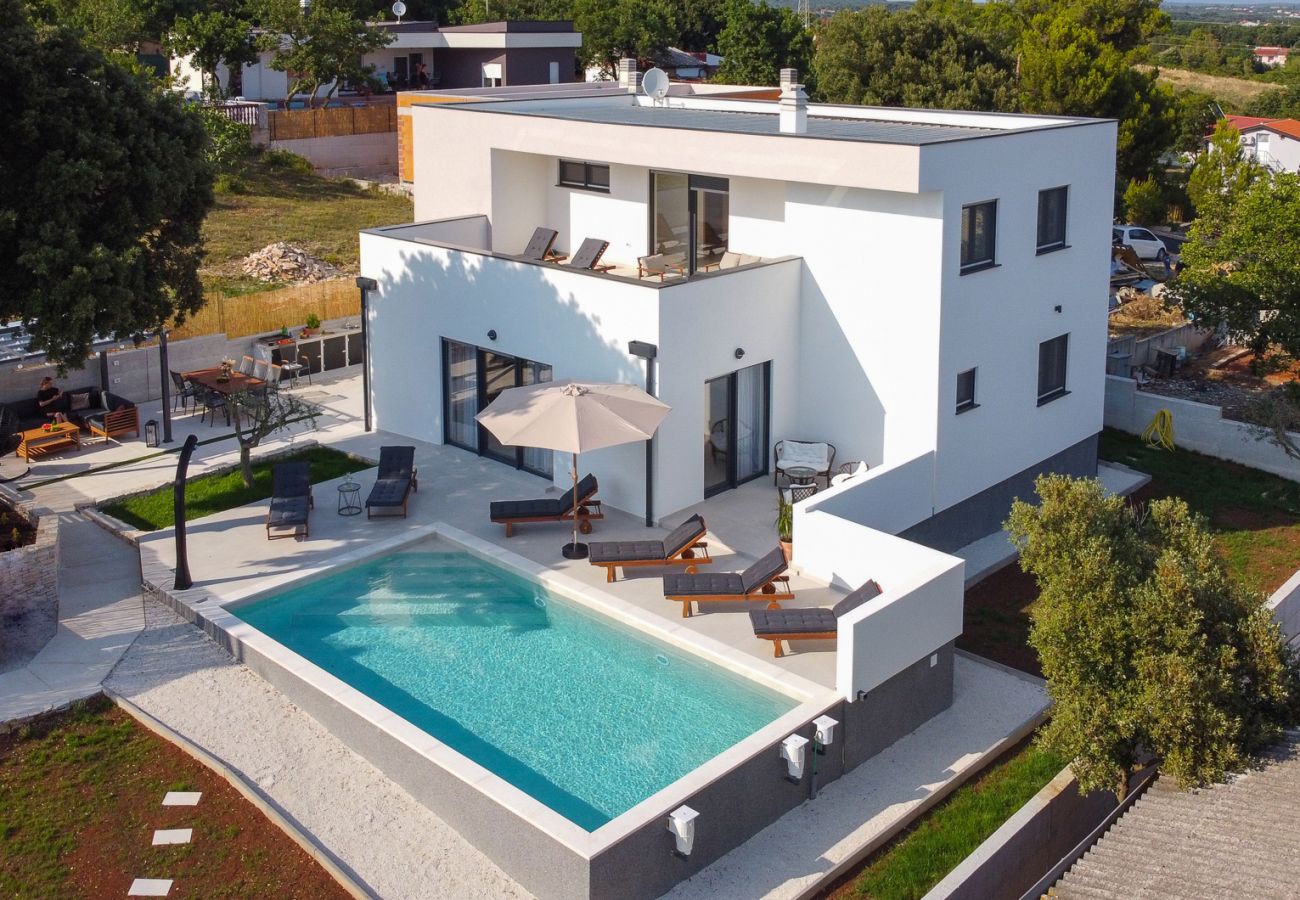 Villa a Vintijan - Villa Hana near Pula with private 32 m2 pool & only 2 km from the beach