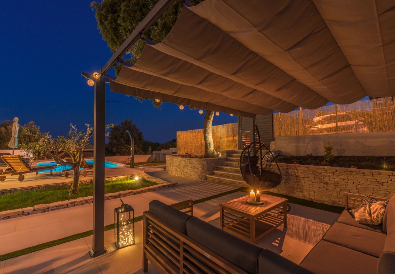 Villa a Vintijan - Villa Hana near Pula with private 32 m2 pool & only 2 km from the beach