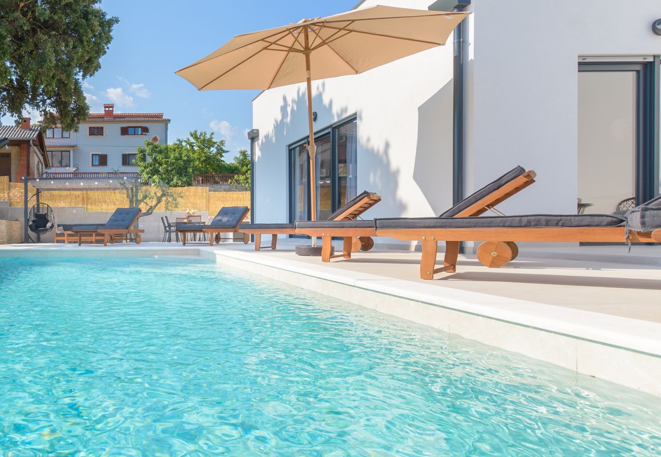 Villa a Vintijan - Villa Hana near Pula with private 32 m2 pool & only 2 km from the beach