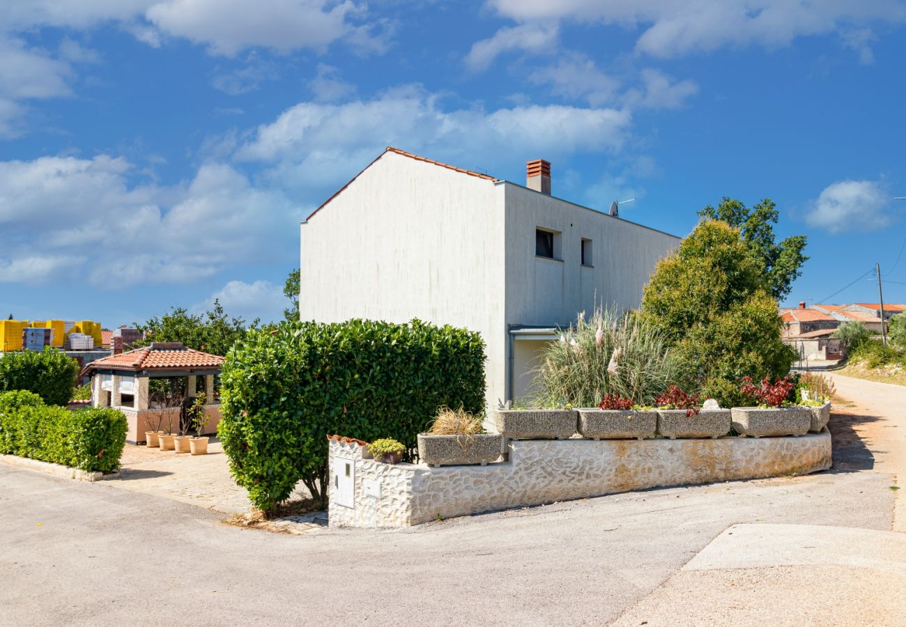 Villa a Šegotici - Villa Lelaina near Pula with private Pool and 3 km from the beach - pet friendly