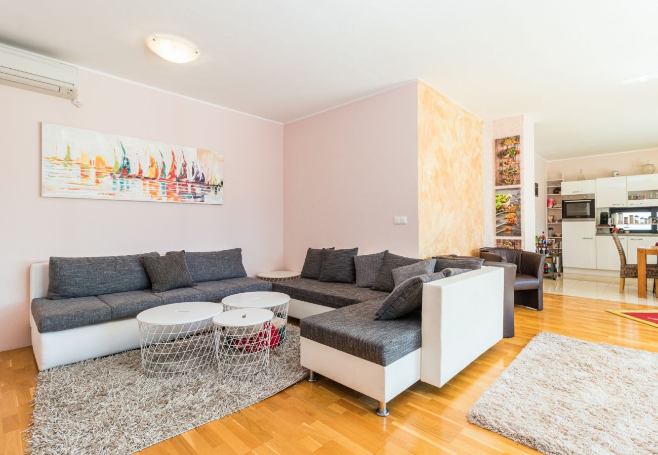 Villa a Šegotici - Villa Lelaina near Pula with private Pool and 3 km from the beach - pet friendly