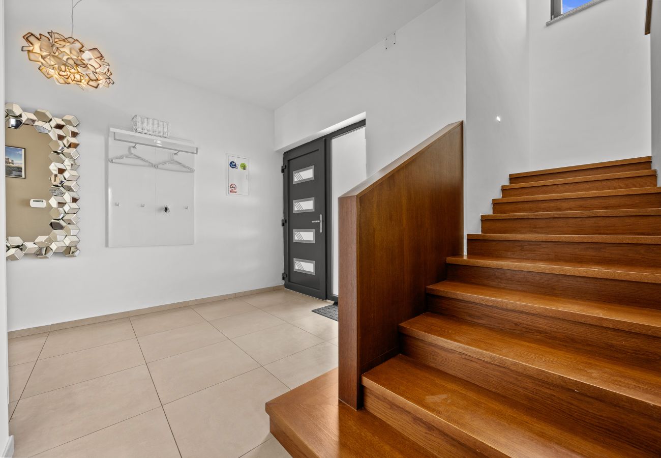 Villa a Pula - Villa Ula in Pula with heated pool, sauna & private tennis court