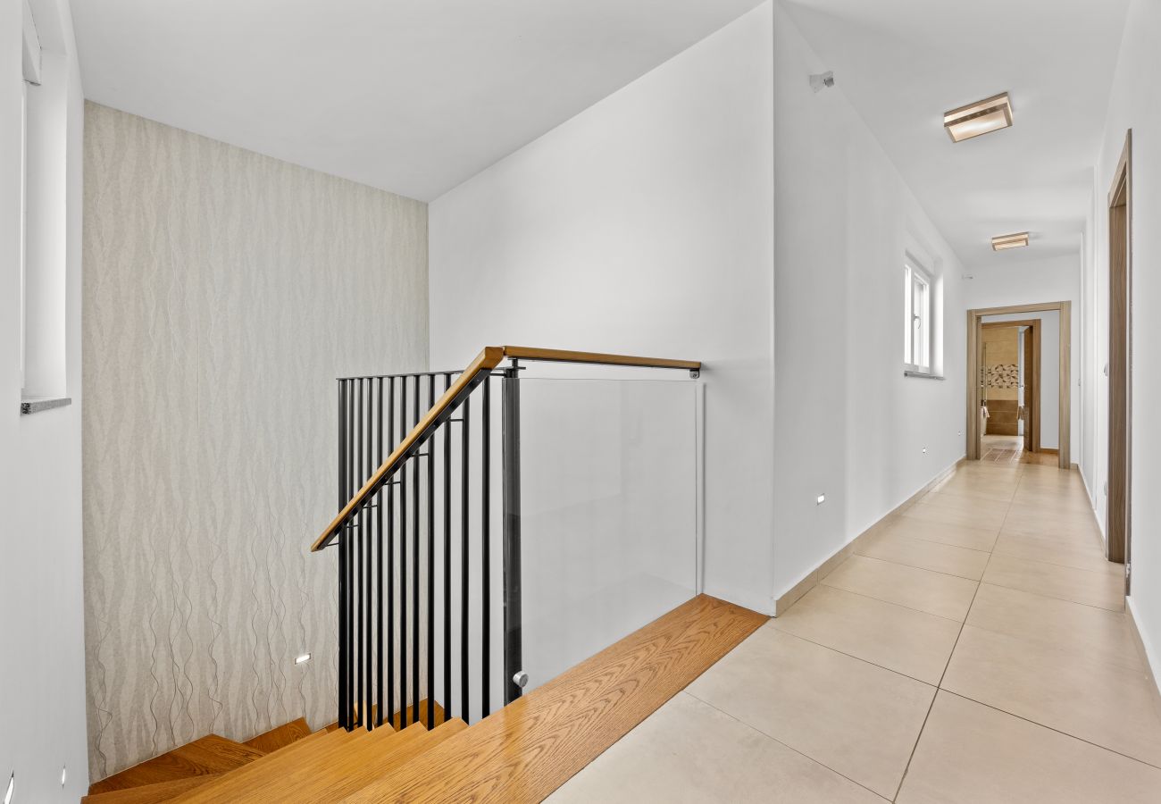 Villa a Pula - Villa Una in Pula with heated pool, whirlpool & private tennis court