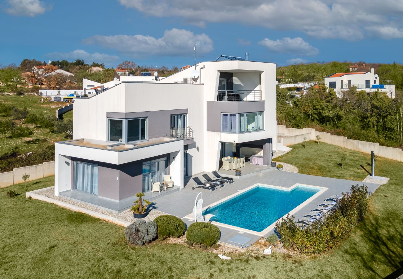 Villa a Krnica - Villa Windrose for 8 persons near Pula with large garden