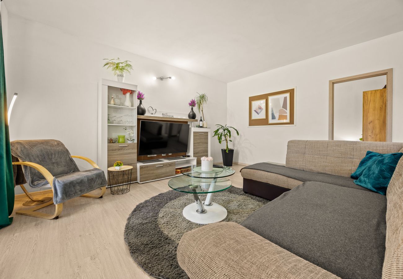 Villa a Oprtalj - Casa Sara and Sasha near Motovun with private pool - pet friendly truffle paradise