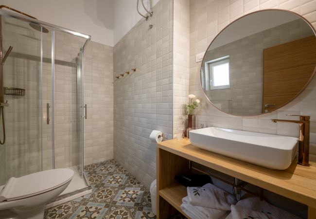 Villa a Betiga - Villa Kalista Istriana for 10 people with private pool & sea view Villa a Betiga - Villa Kalista Istriana for 10 people with private pool & sea view