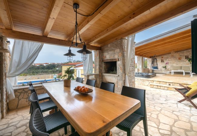 Villa a Betiga - Villa Kalista Istriana for 10 people with private pool & sea view Villa a Betiga - Villa Kalista Istriana for 10 people with private pool & sea view